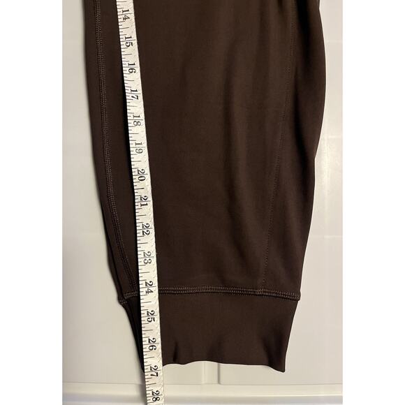 Fabletics Womens On-The-Go Cold Weather Jogger Brown High Rise Pant XL Short NWT - Picture 13 of 13